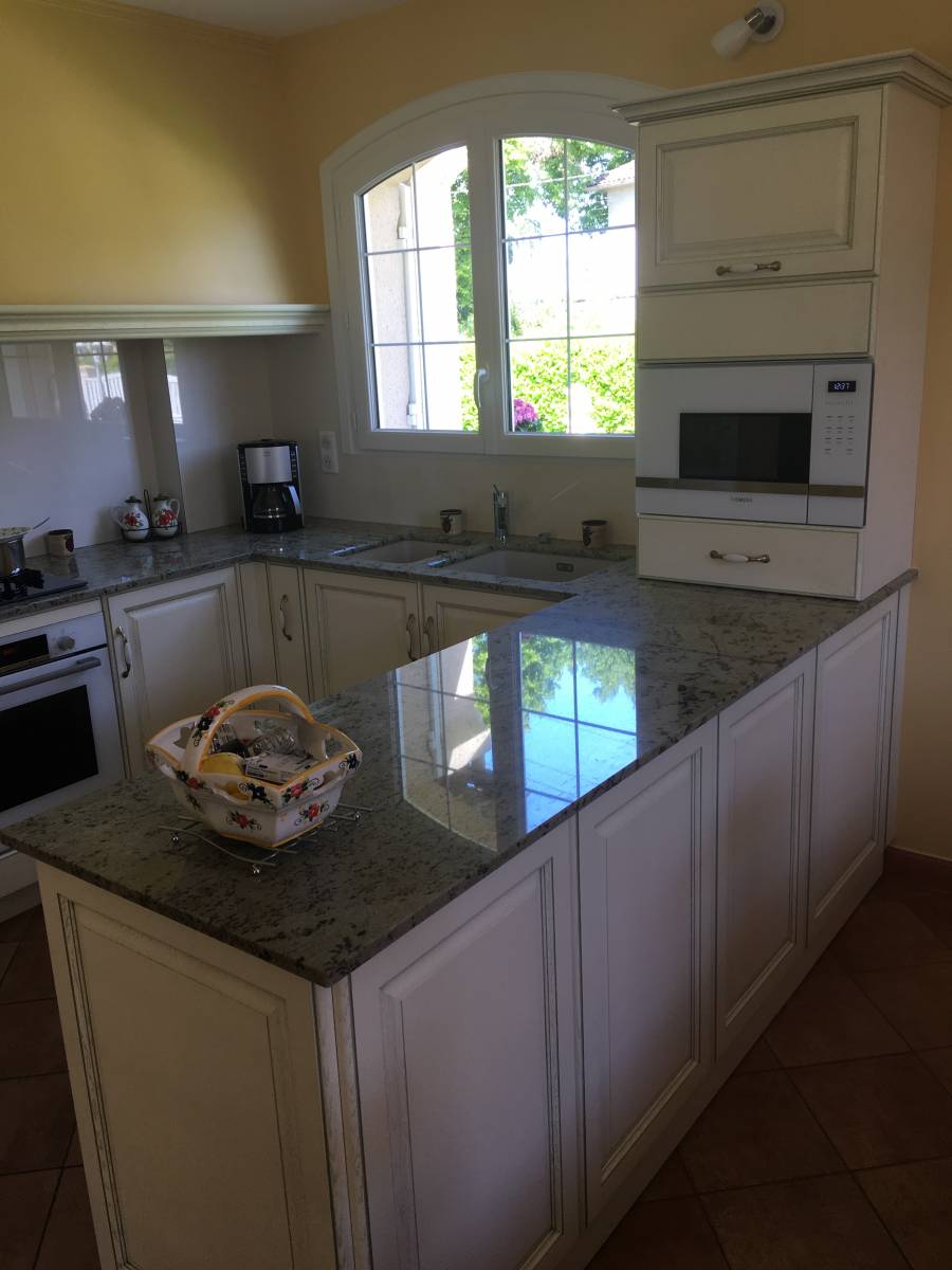 vente cuisine proche saint seurin