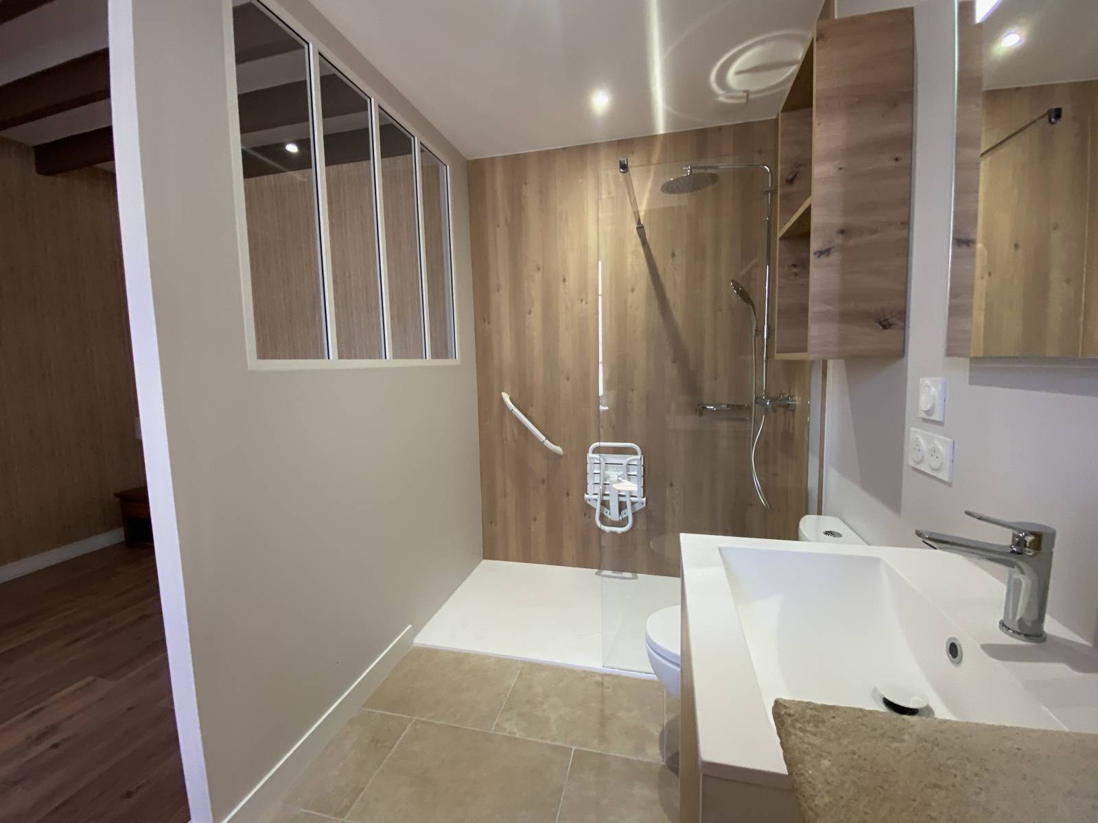 Création d'une salle de bain dans une chambre sur bordeaux