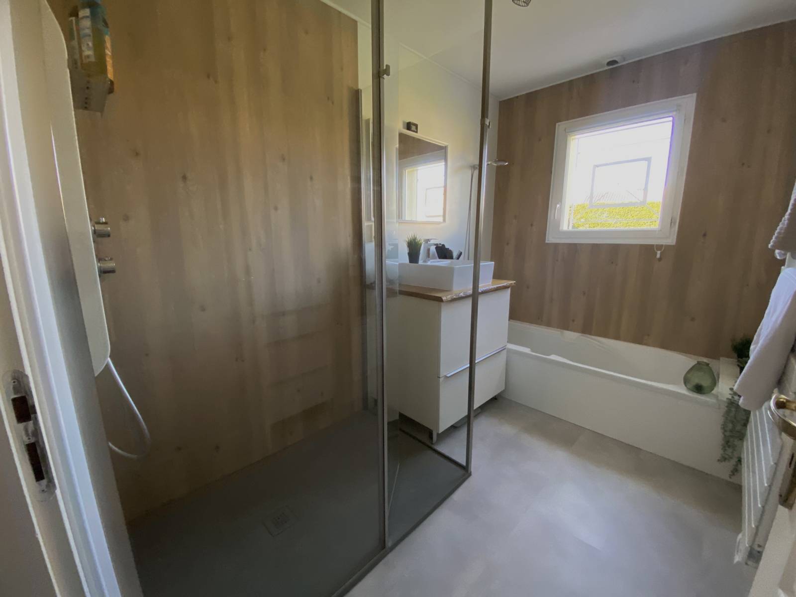 Créer une douche dans ma salle de bain Sur Artigues près de Bordeaux