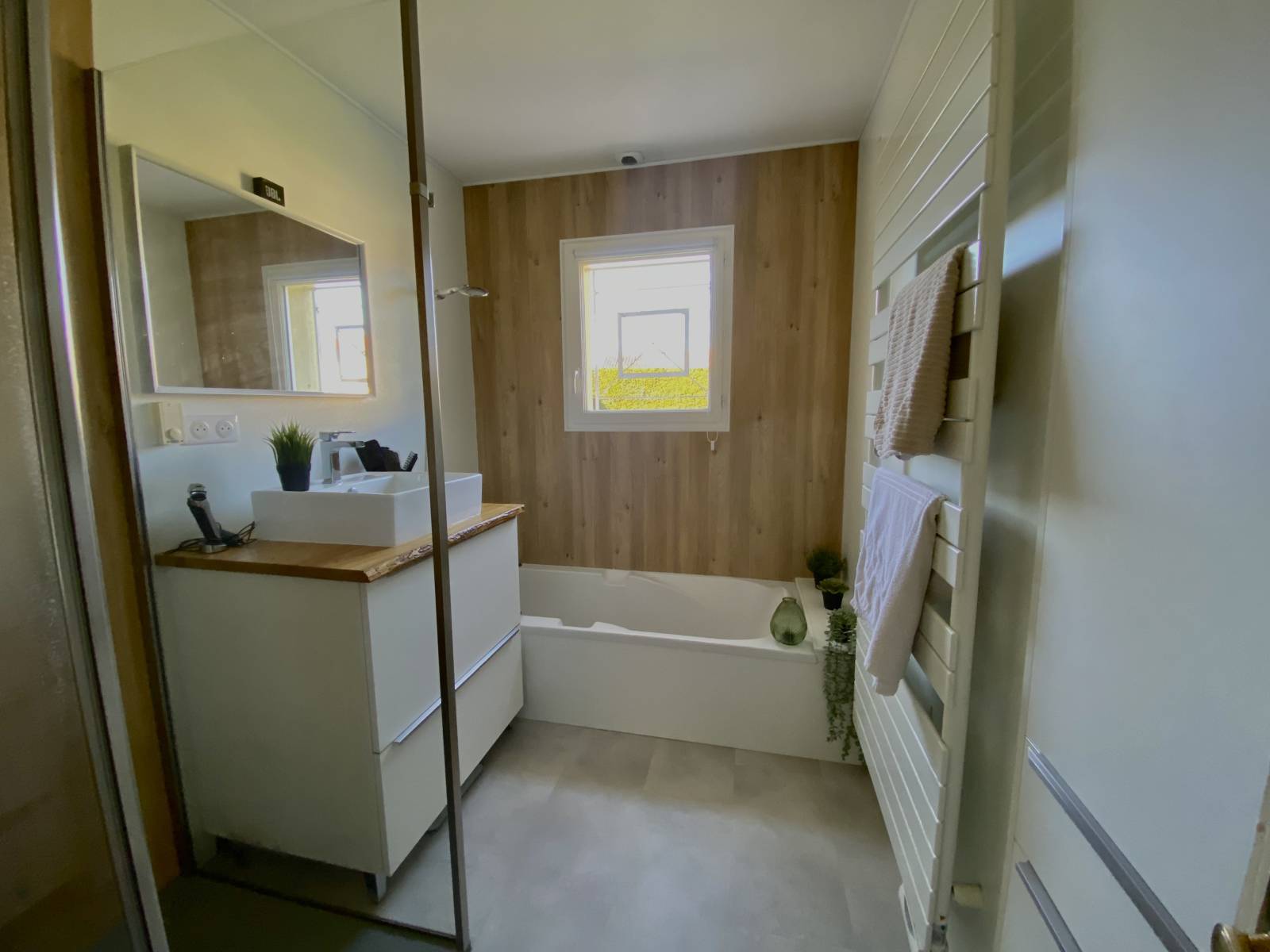 Panneau  de recouvrement salle de bain Artigues près de bordeaux