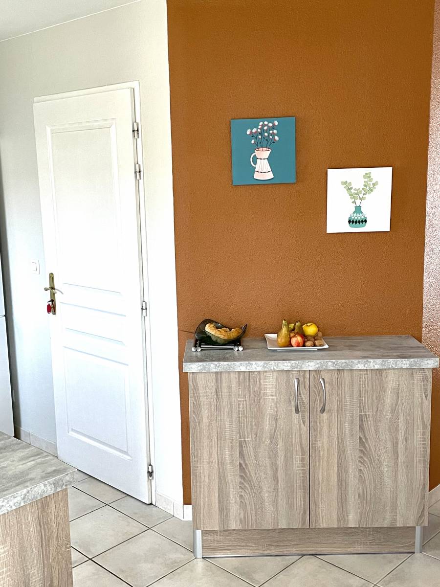 Rénovation cuisine effet bois sur Saint-Seurin-Sur-L'isle, Gironde